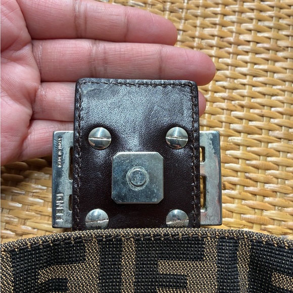 Vintage Fendi Zucca Baquette Shoulder Bag - Picture 4 of 11